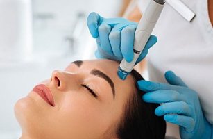 Medi - Hydra Facial in Aligarh